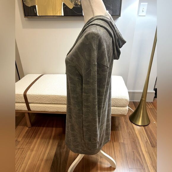 Chaser womens Camo Hoodie Dress size small - Picture 3 of 7